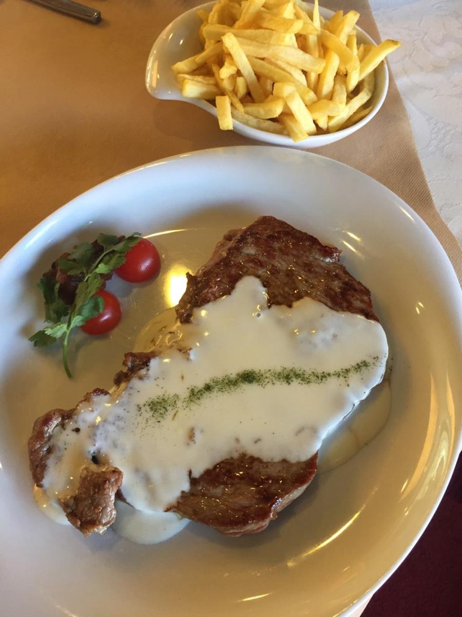 Bife Catedral com Queijo Serra da Estrela